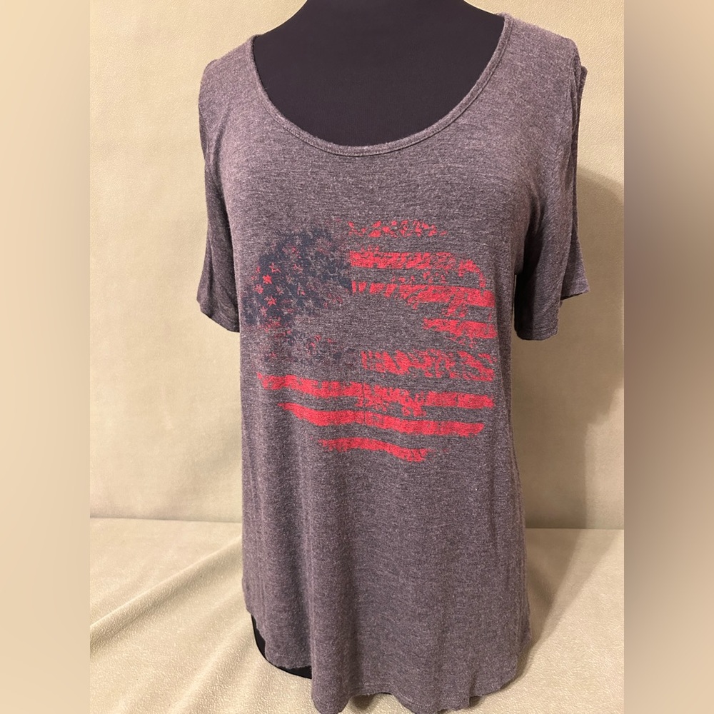 Jessica Simpson summer top.